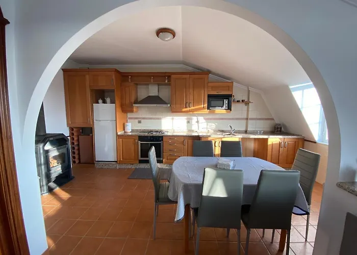 Casa Beirada Monte Y Playa * Карнота